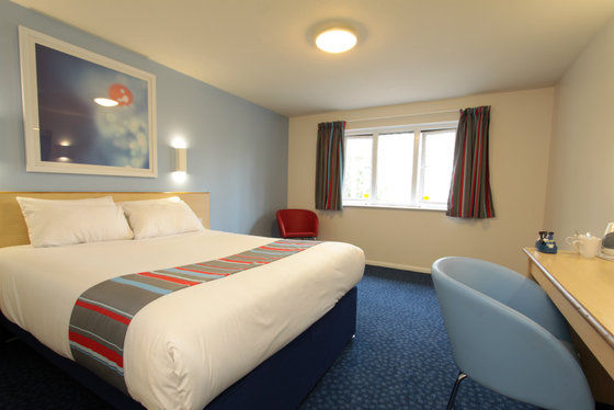 Travelodge London Romford Room photo